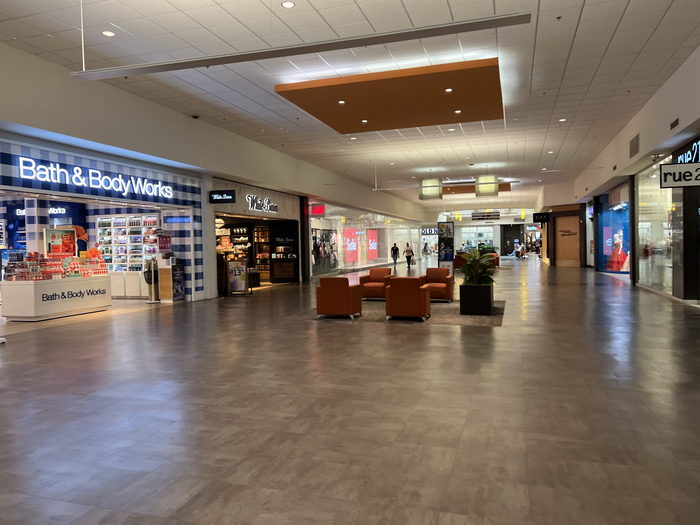 Macomb Mall - July 22 2022 (newer photo)